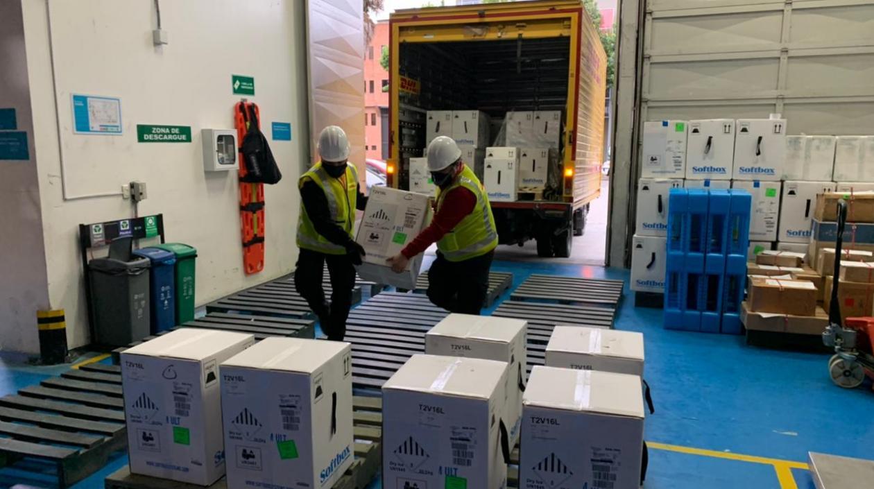Llegada de vacunas Pfizer a Colombia.