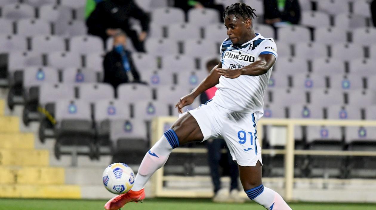 Duván Zapata, delantero colombiano. 