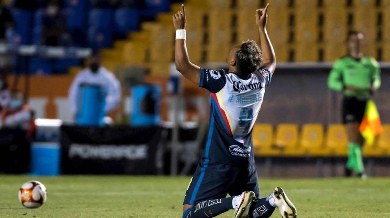 Roger Martínez, delantero cartagenero. 