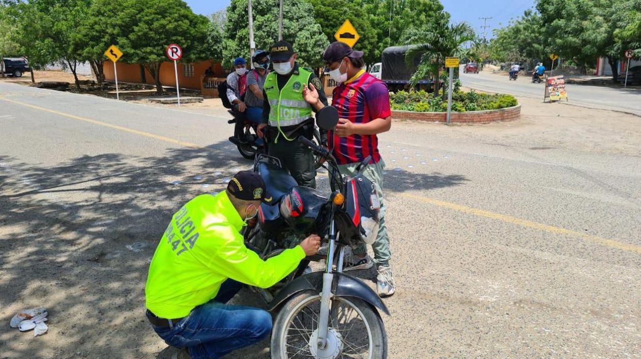 Operativos de control en Juan de Acosta.