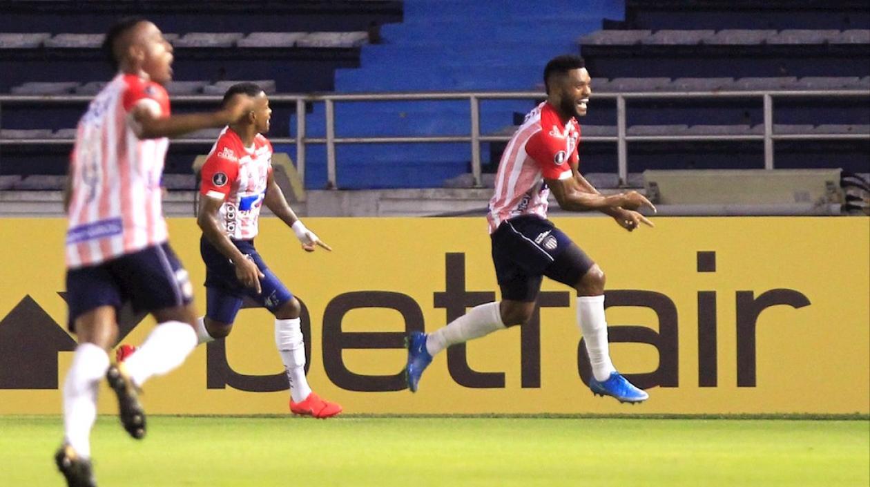Miguel Ángel Borja celebrando el gol ante Bolívar en el Metropolitano.