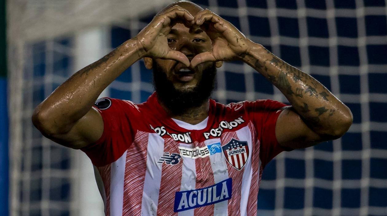 Freddy Hinestroza selló el triunfo del Junior, con el tercer gol. 