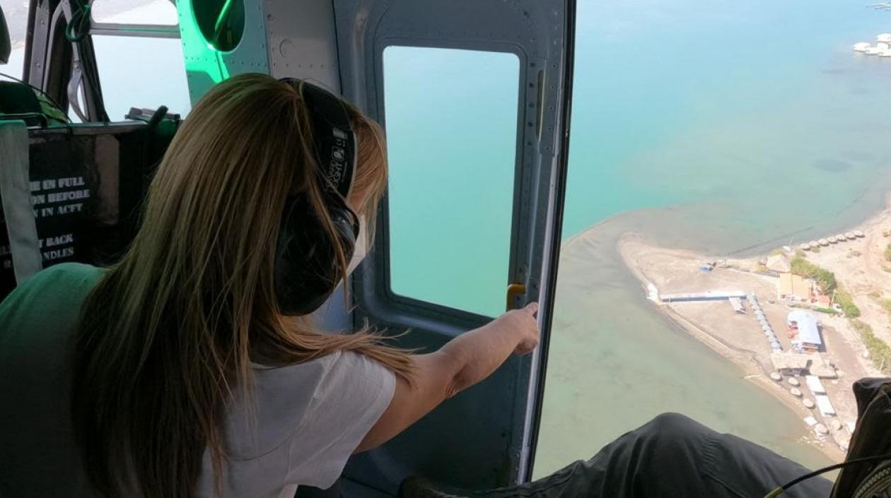 Sobrevuelo de la gobernadora del Atlántico.