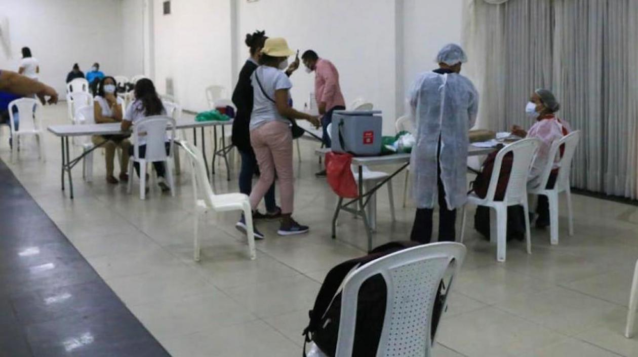 Jornada de vacunación a docentes de Soledad.