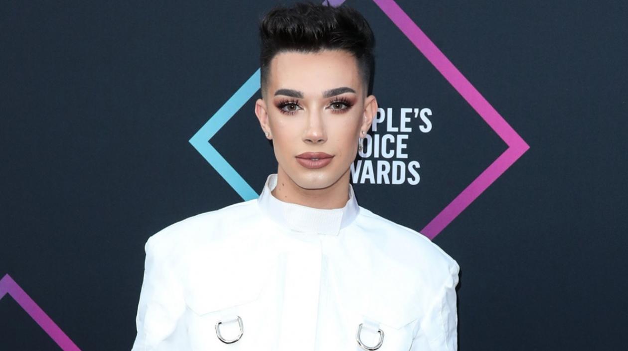 James Charles, influenciador. 