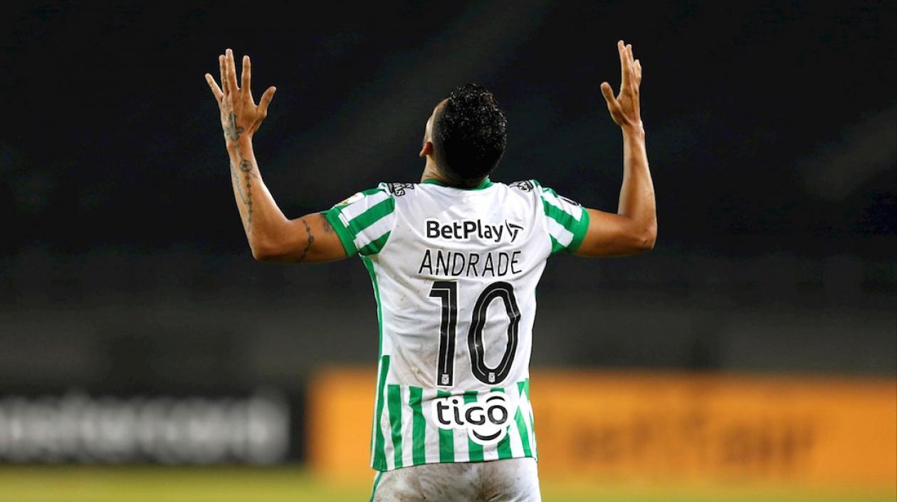 Andrés Felipe Andrade celebrando la apertura del marcador ante Universidad Católica.