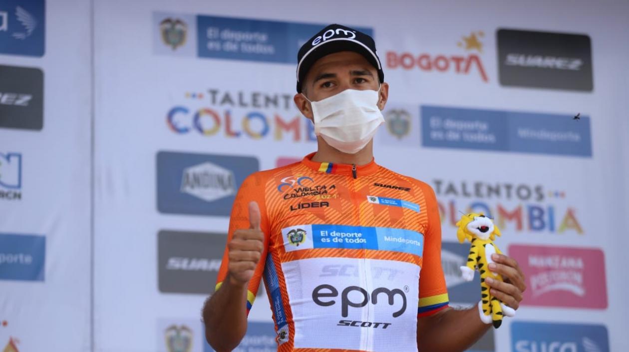 Juan Pablo Suárez, nuevo líder. 