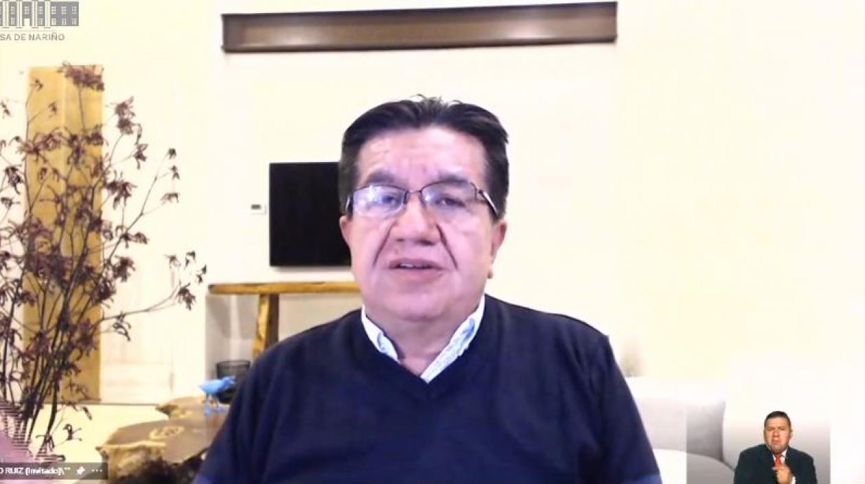 Ministro de Salud, Fernando Ruíz.