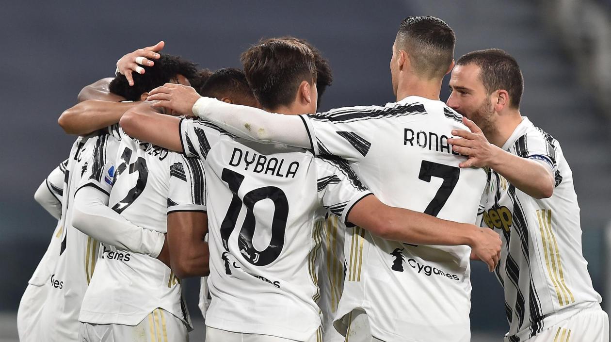 Jugadores de la Juventus celebran un gol. 