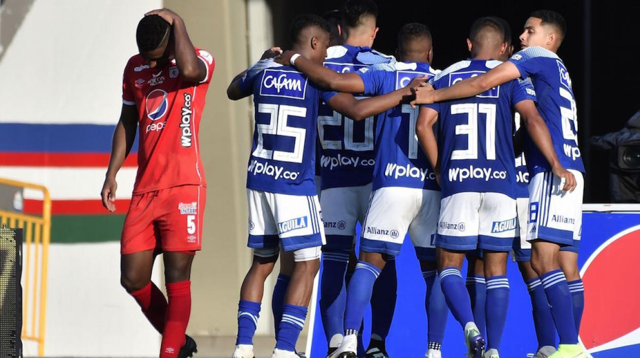 Celebración de Millonarios ante la tristeza americana.