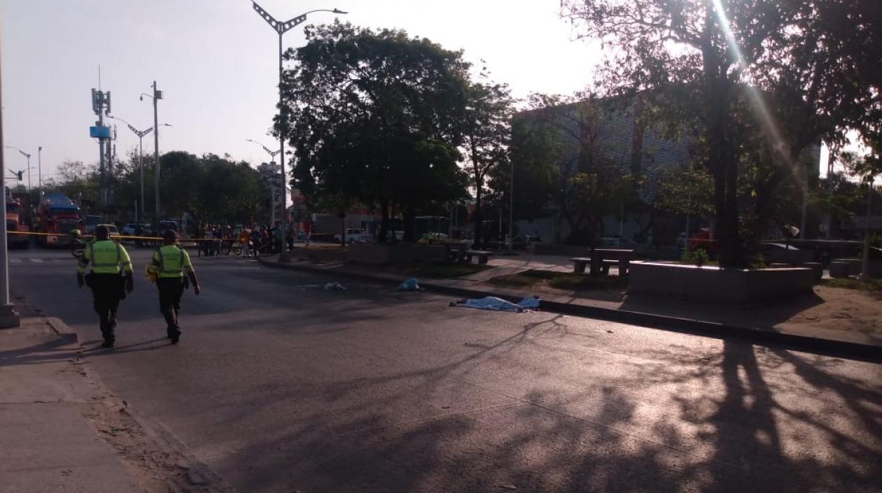 Lugar del accidente en el bulevar Simón Bolívar.