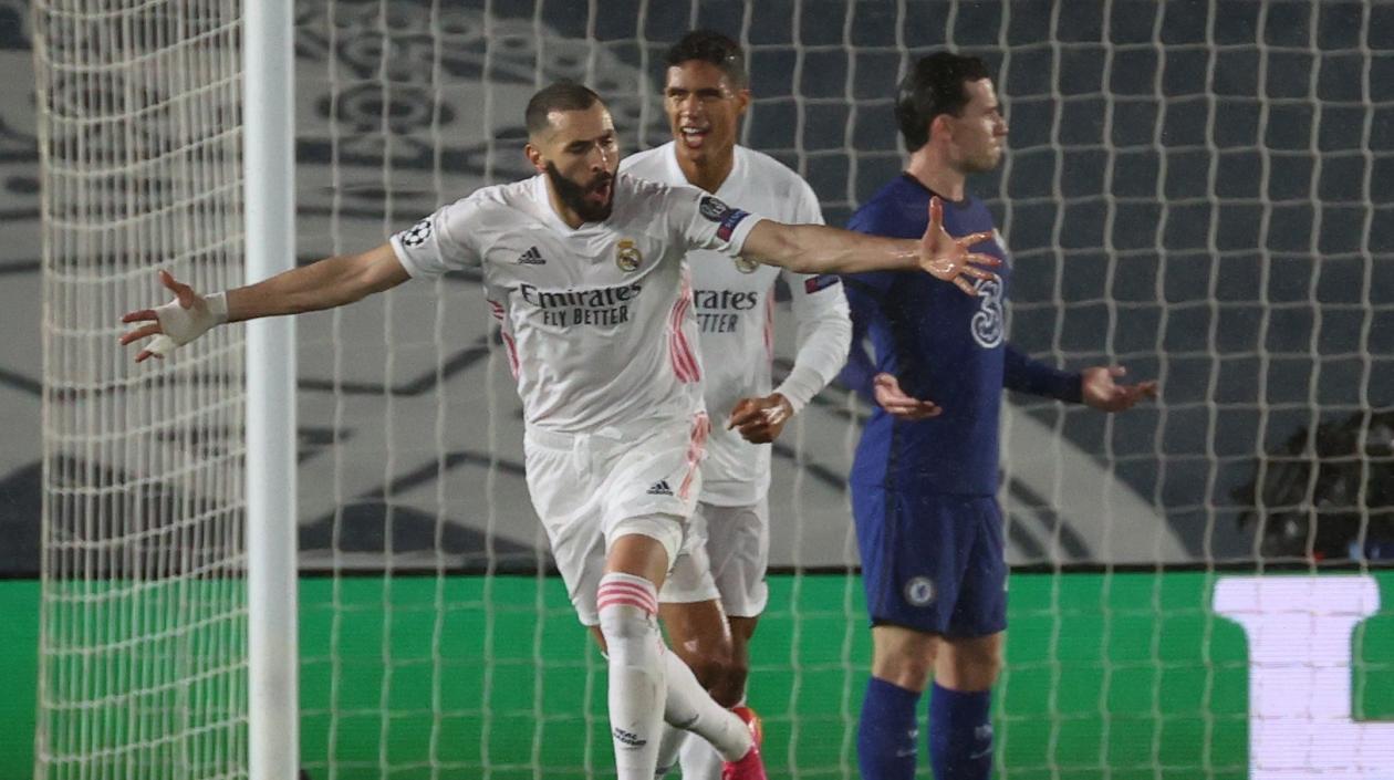 Karin Benzema celebra el gol del empate. 