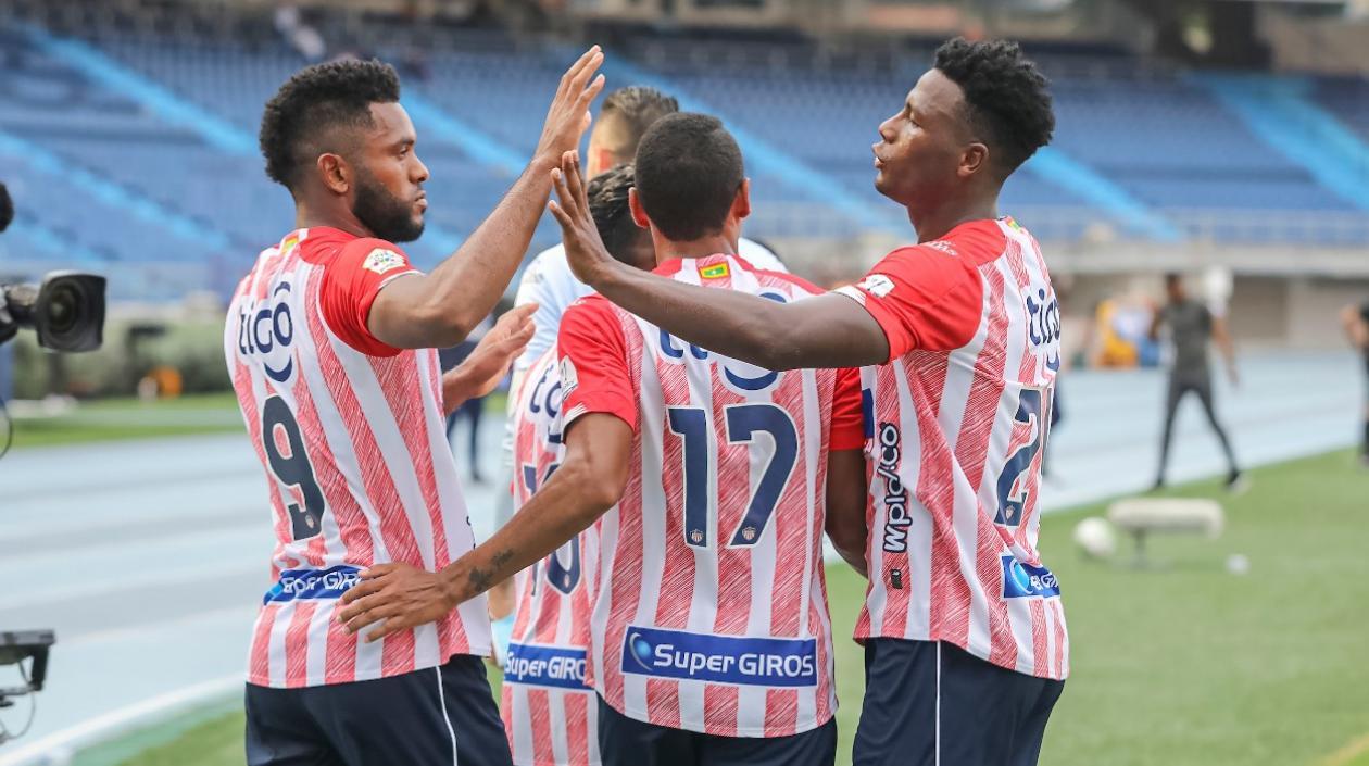 Miguel Ángel Borja y Dany Rosero serán titulares. 