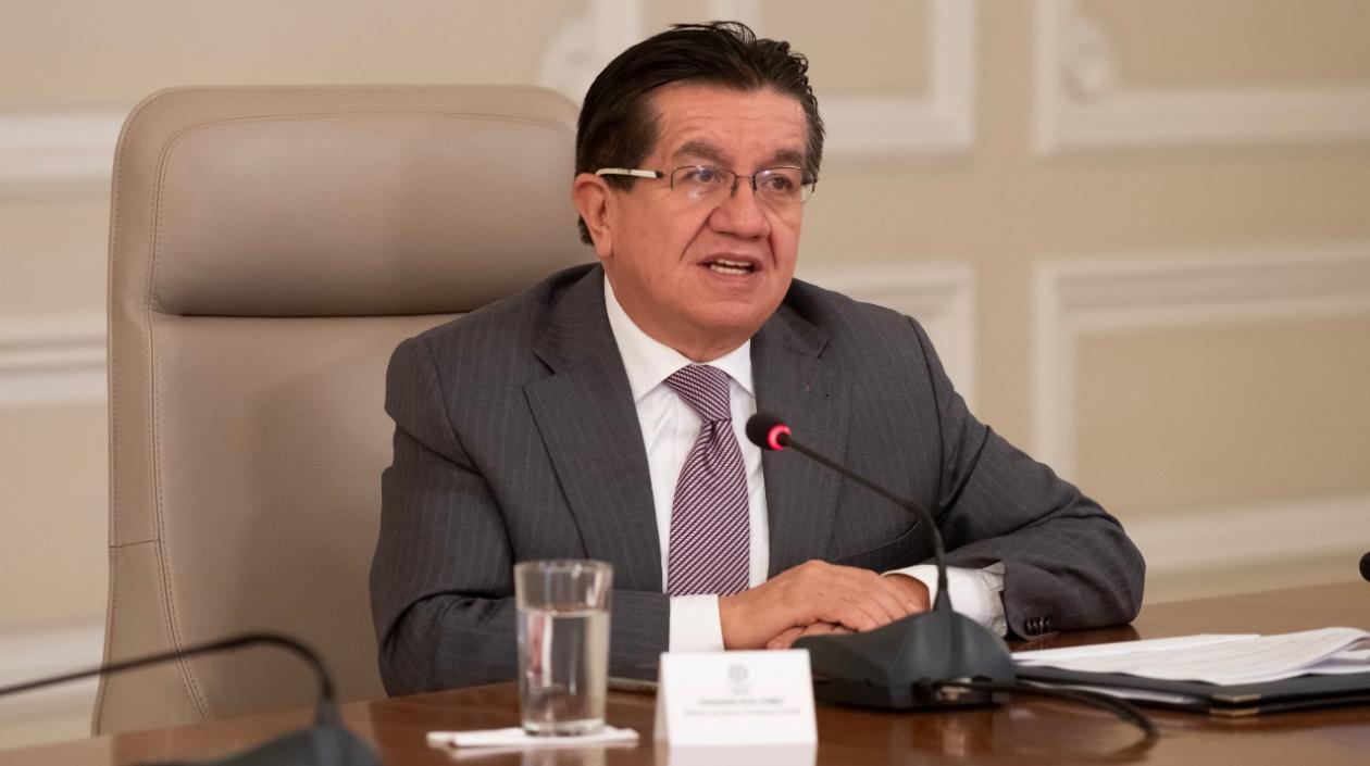 Fernando Ruiz, ministro de Salud.