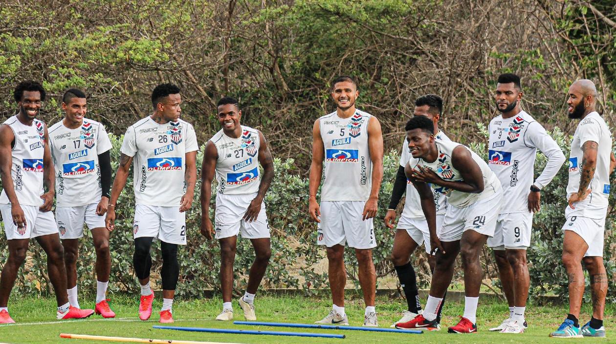 Jugadores de Junior entrenan en la sede deportiva Adelita de Char.
