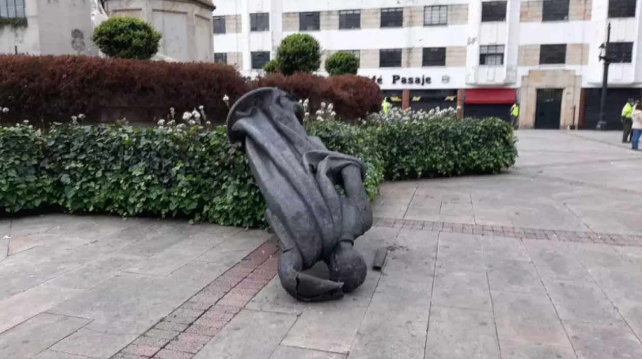 La estatua de Gonzalo Jiménez de Quesada en Bogotá.
