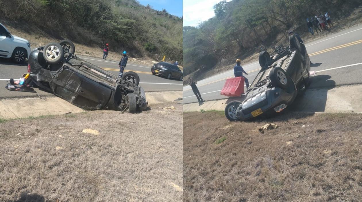 Así quedó el vehículo tras volcarse en la Vía al Mar. 