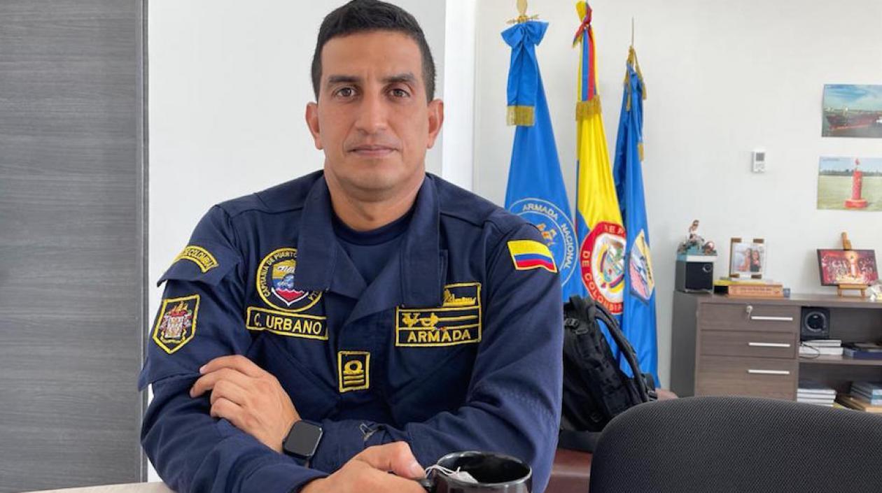 CF Carlos Urbano Montes, Capitán del Puerto de Barranquilla.