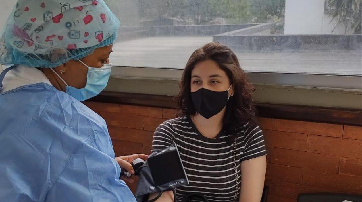 Vacunación a menores de 60 años en Barranquilla.