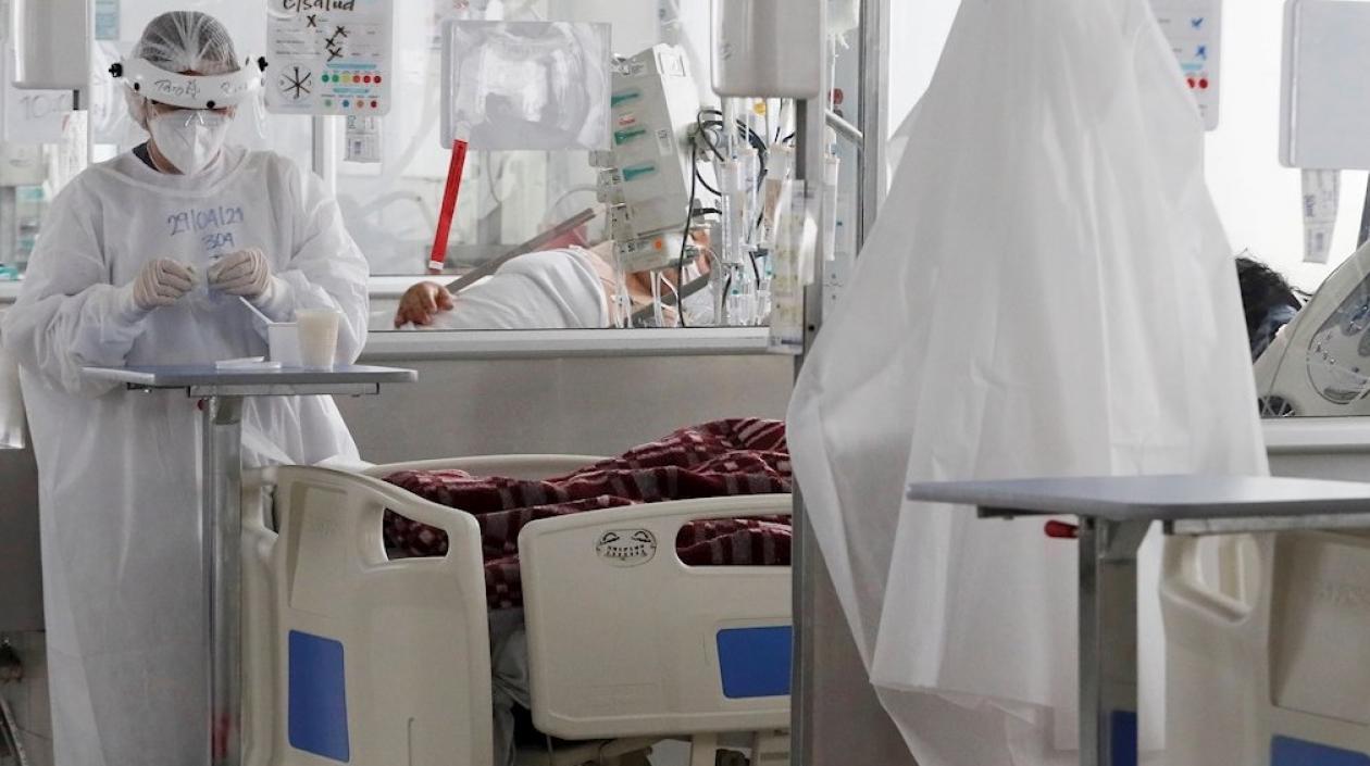 Siguen altas las ocupaciones en UCI en varias regiones colombianas.