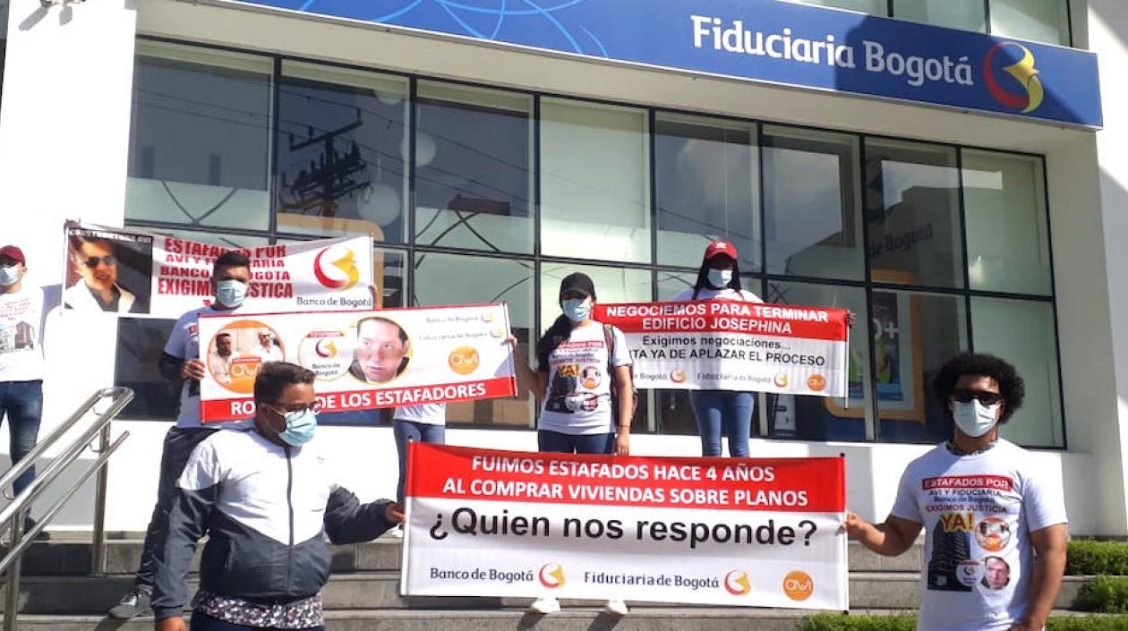 Copropietarios del proyecto 'Josephina' frente a la Fiduciaria Bogotá.