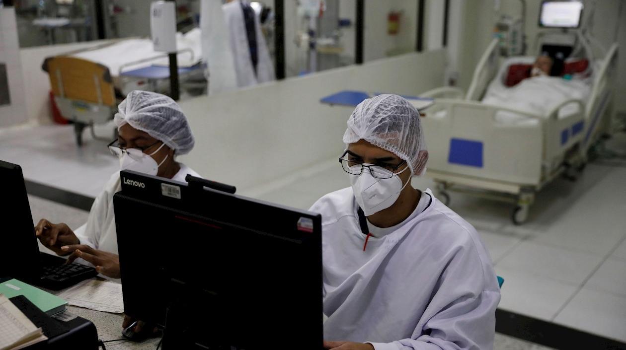 Las UCI en el país siguen estando por encima del 70% en Colombia.