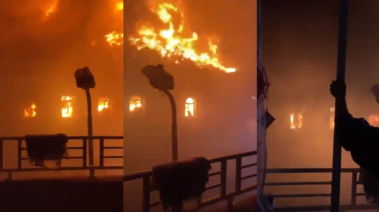 Las llamas consumiendo el Palacio de Justicia de Tuluá en el paro nacional.