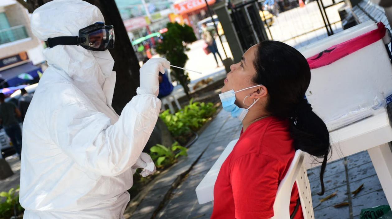 Toma de muestras de Covid-19 en Santa Lucía, Atlántico.