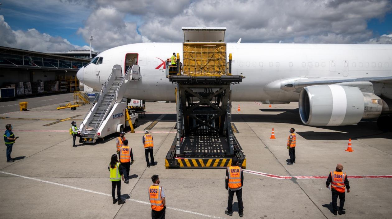 Llegada de las vacunas contra el Covid-19 de Pfizer.