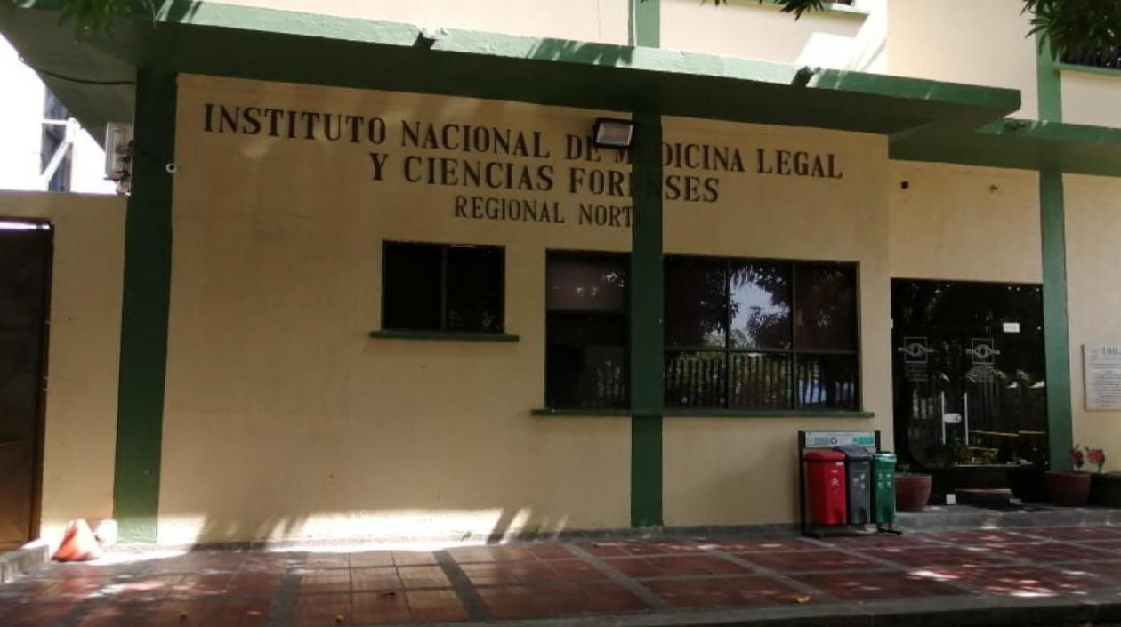 El cadáver fue llevado a Medicina Legal. 