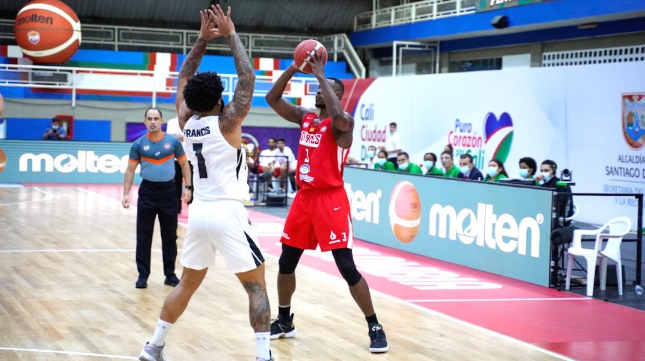 Juan Diego Tello, jugador más destacado de Titanes.