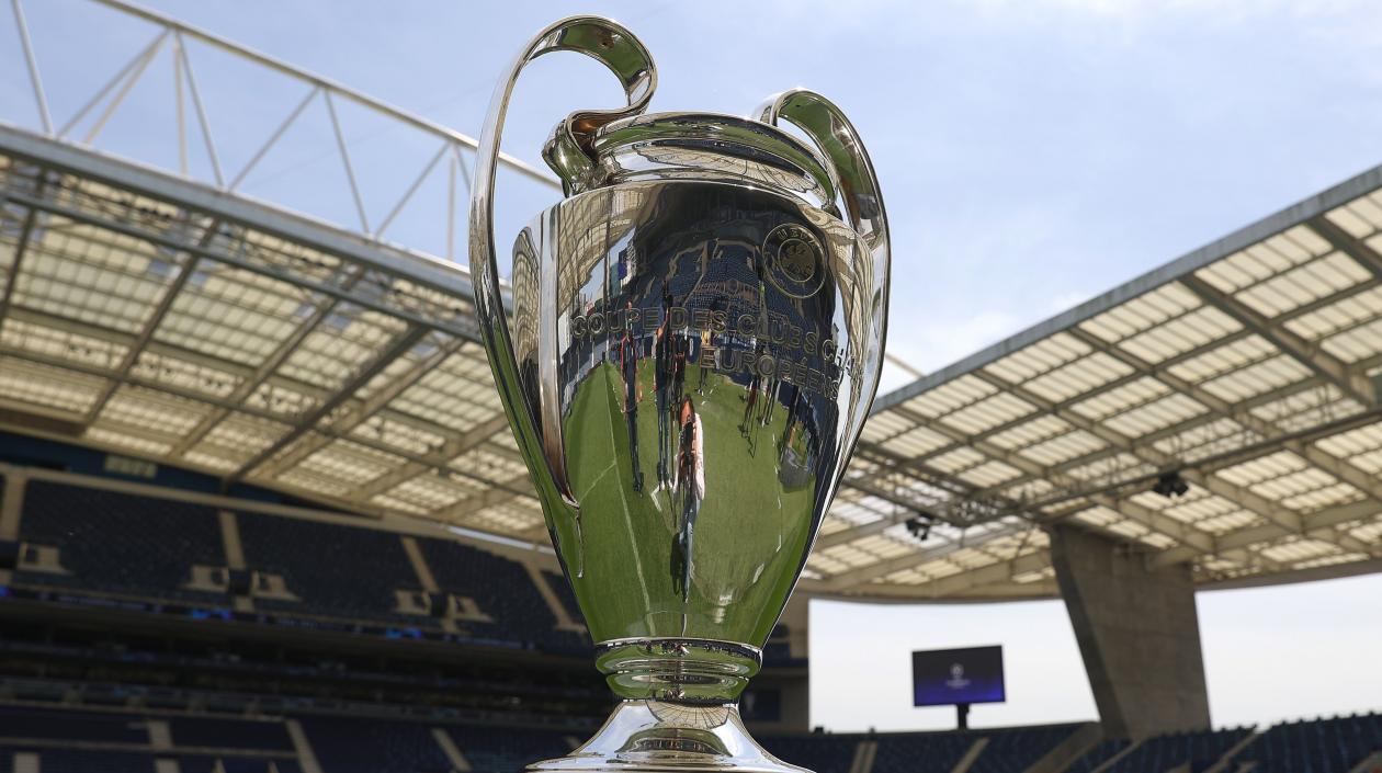 Trofeo de la Liga de Campeones. 