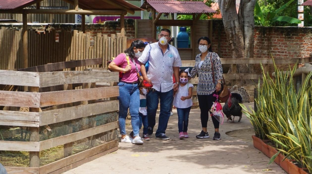 Solo el 5, 6 y 7 de junio, el ZOO será punto de vacunación contra el Covid-19 y el sarampión y la rubéola.