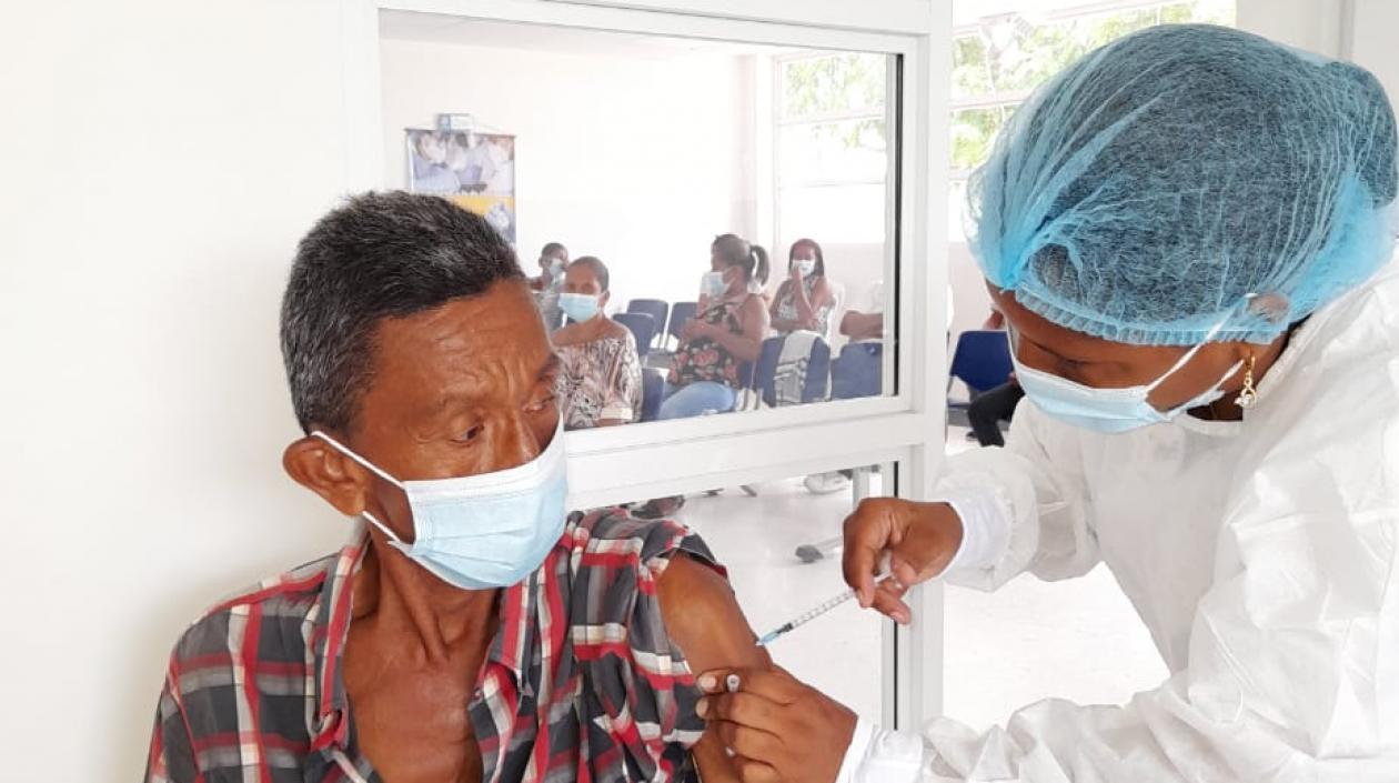 Sigue en firme la vacunación contra el Covid-19 en municipios del Atlántico.