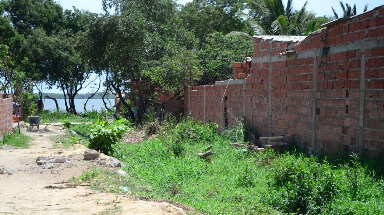 En este lugar, en el corregimiento La Playa, fueron baleados los dos jóvenes. 