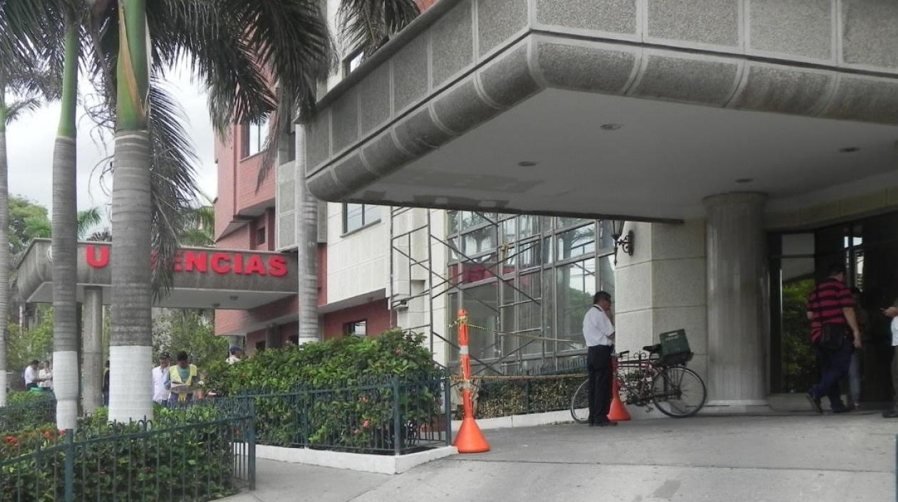 El herido recibe atención médica en la Clínica General del Norte. 