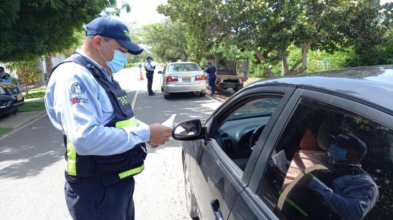 Se recomienda a los viajeros acatar las normas viales y evitar conductas que pongan en riesgo la seguridad vial del Atlántico. 