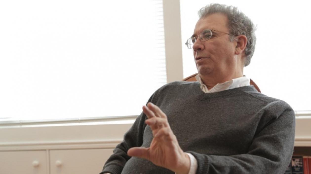 El poeta colombiano Darío Jaramillo.