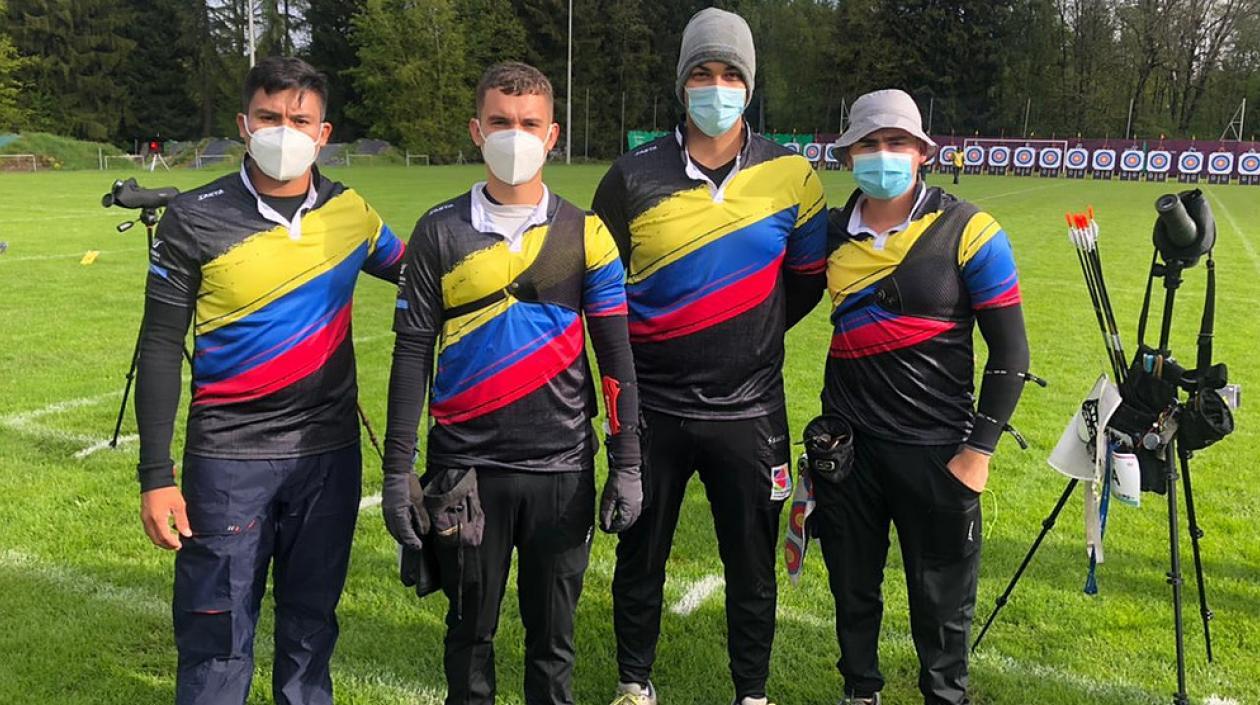 Daniel Pineda, Jorge Enríquez y Santiago Arcila componen el equipo masculino. 