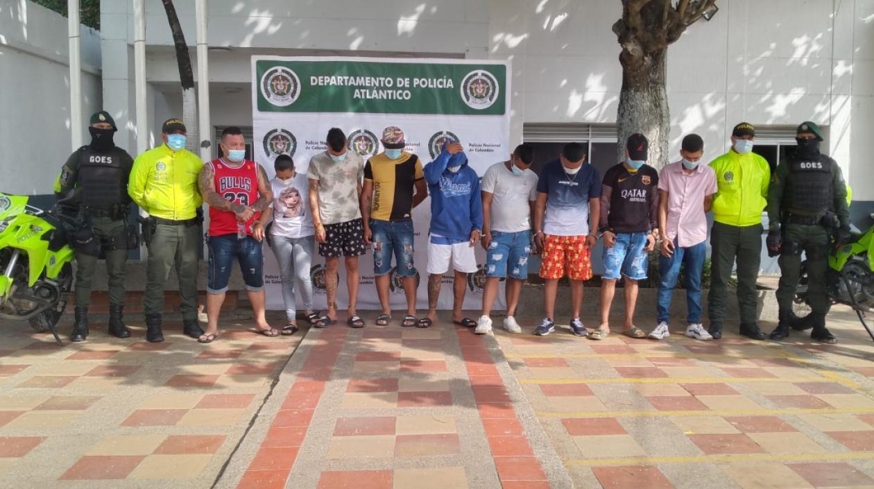 Los capturados fueron dejados a disposición de la Fiscalía. 