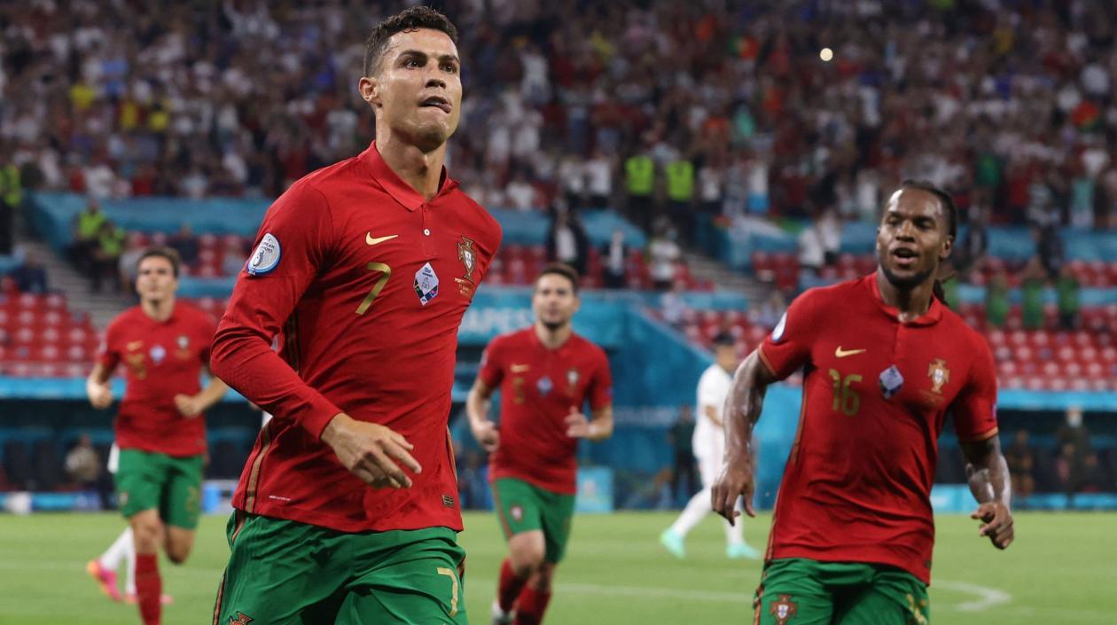 Cristiano Ronaldo, delantero portugués, celebra el gol 109. 