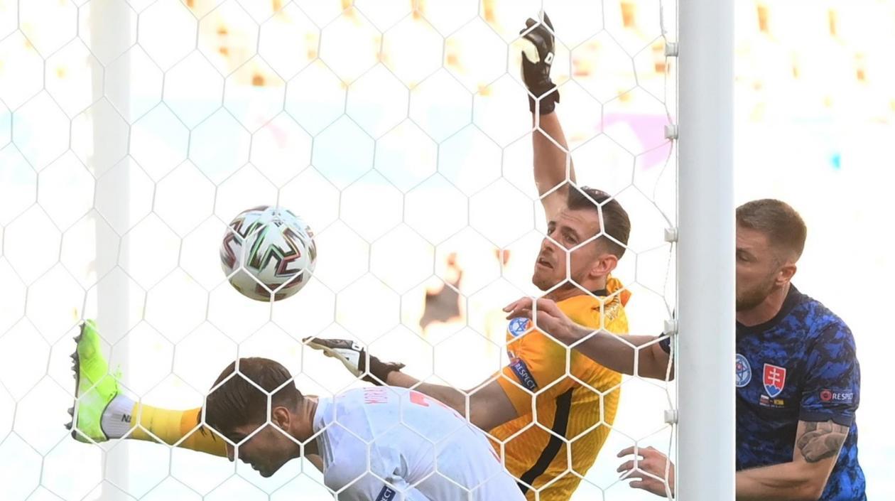 Dubravka tras realizar su autogol. 