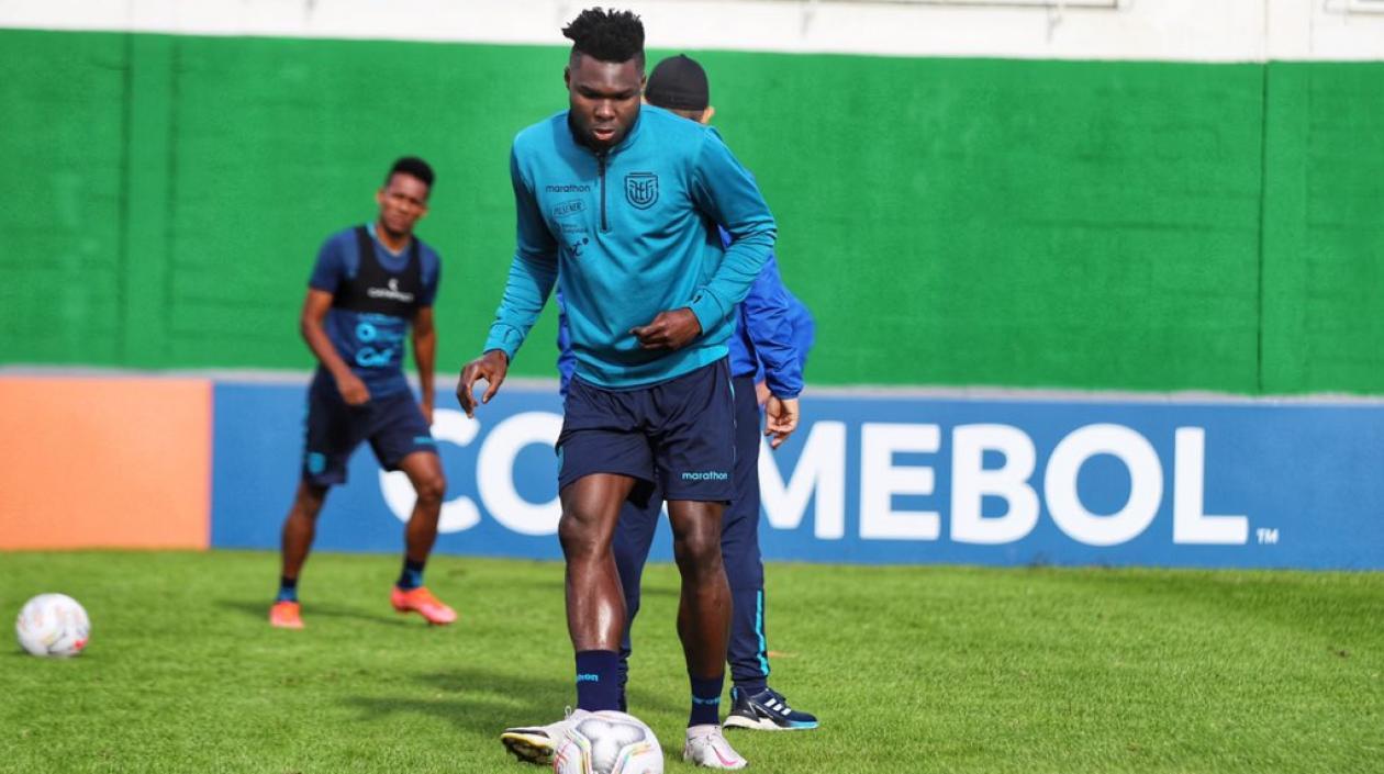 Jugadores de Ecuador durante un entrenamiento. 