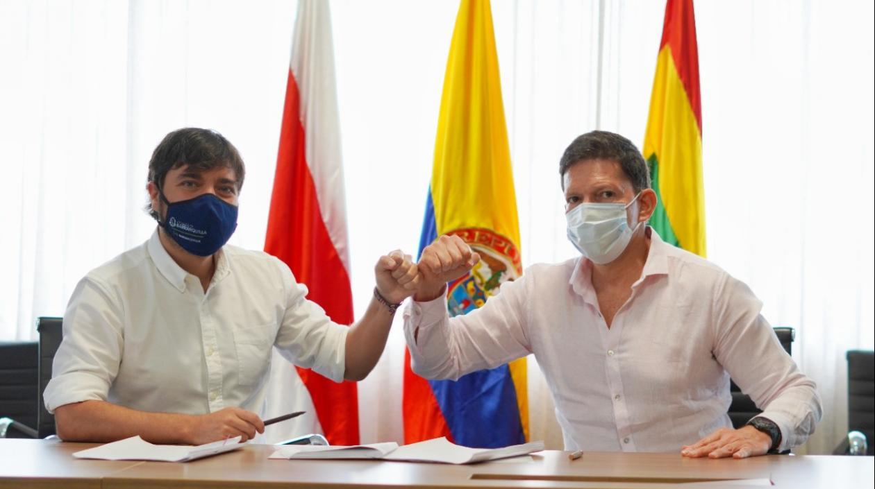Jaime Pumarejo, alcalde de Barranquilla, y Wilson Ruiz, ministro de Justicia. 