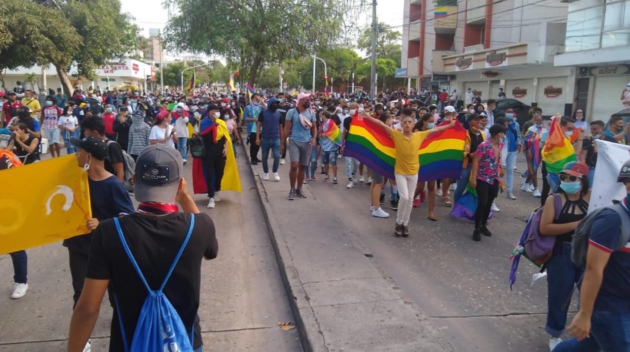 Plantón y marcha que inició en la calle 72. 