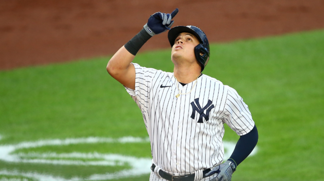 Giovanni Urshela, pelotero colombiano. 