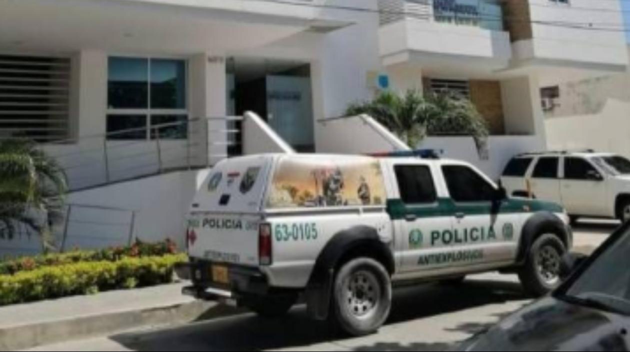 La Policía en el lugar de los hechos.