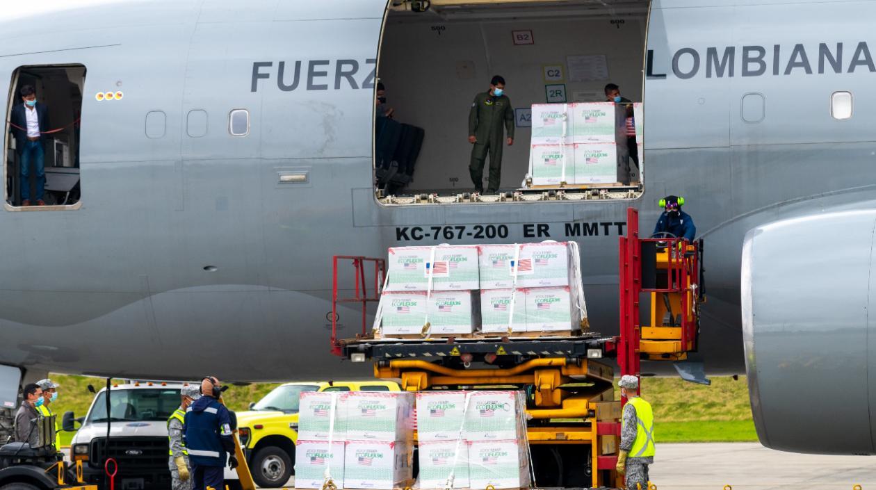 Llegada de vacunas de J&J..jp