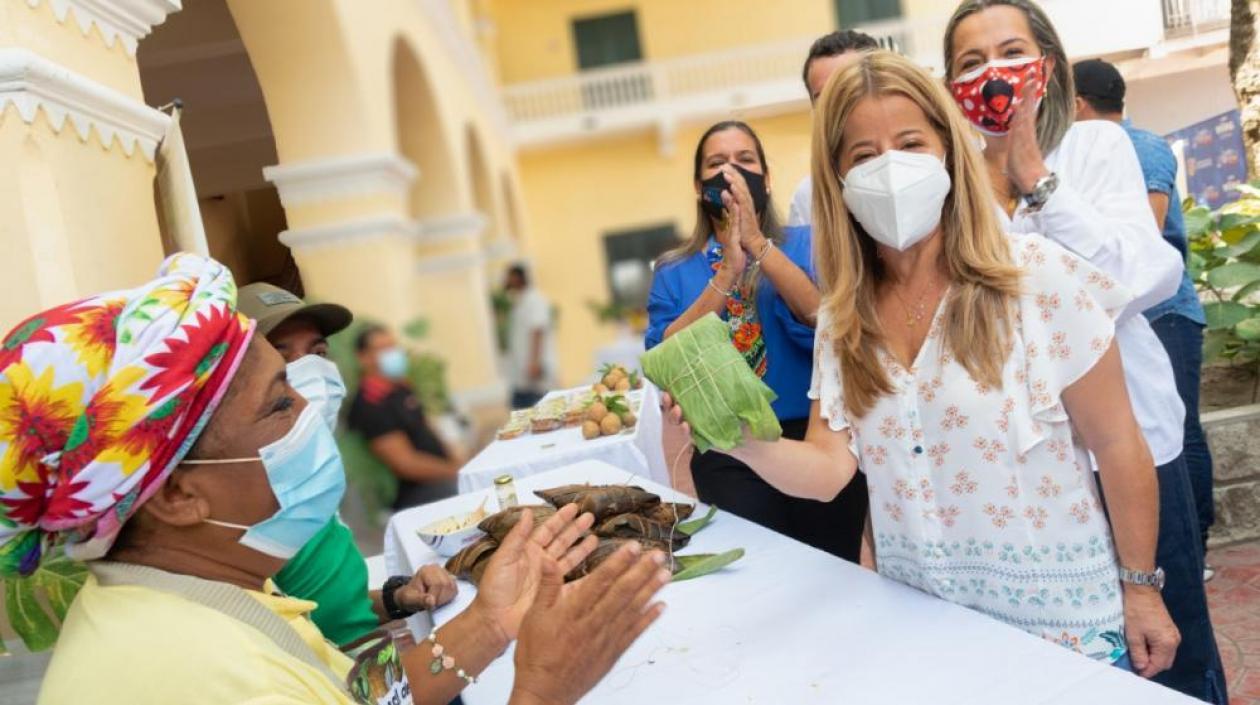 Gobernadora de Atlántico, Elsa Noguera, invitó a apoyar el Festival en Pital de Megua.