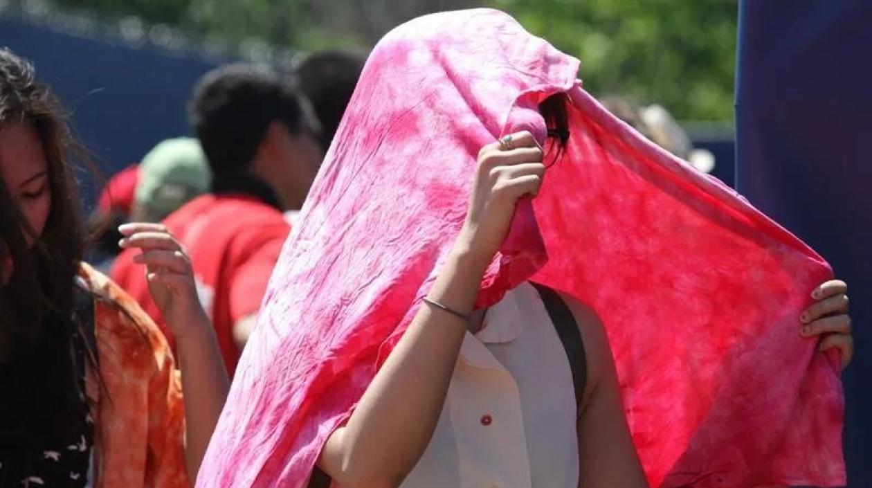 La ola de calor tiene desesperados a los canadienses. 